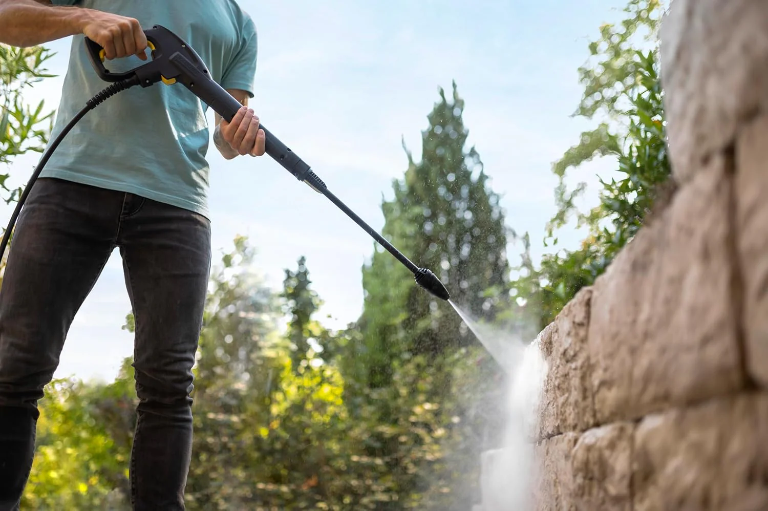 Kärcher K 5 Compact Pressure Washer, Maximum Pressure: 145 Bar, Flow Rate: Max. 500 l/h, Surface Performance: 40 m²/h, Water Filter, Weight: 12 kg, High Pressure Hose and Gun, Dirt Blaster, Jet Pipe - Image 5